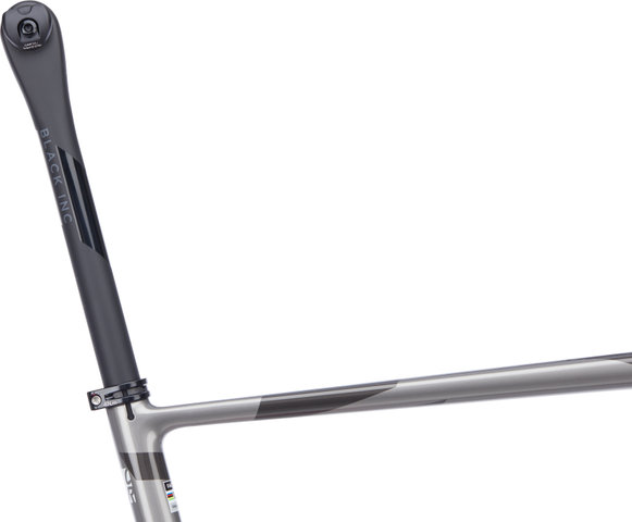 Factor Kit de cuadro de carbono ALUTO Gravel Disc SRAM Wide - -/- Factor Kit de cuadro de carbono ALUTO Gravel Disc SRAM Wide - -/-