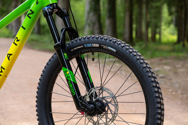 Marin Bikes Bicicleta Rift Zone Jr 26" para Niños - green-yellow fade | 42 mm | 26" | 152 mm