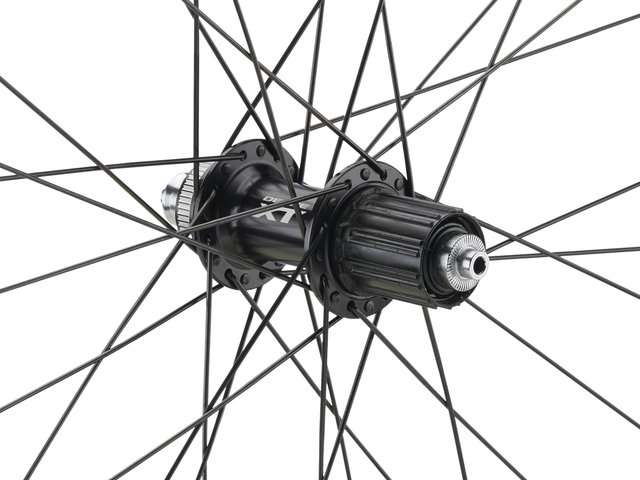 bc basic Juego de ruedas Urban XT V-Brake / Disc Center Lock DT Swiss 535 28" - schwarz | 135 mm | 100 mm | 28" | Shimano MTB | 100 mm | Shimano MTB | 100 mm | 135 mm