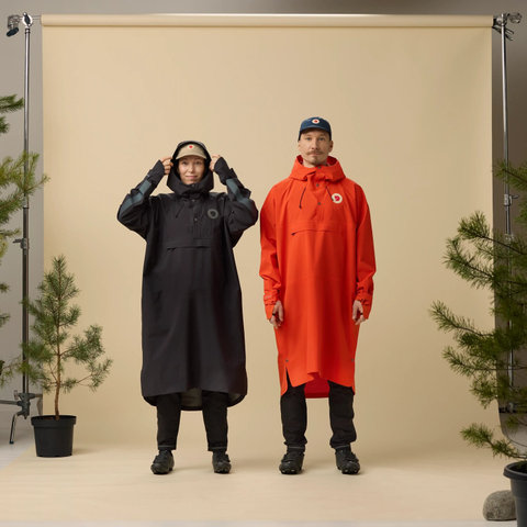 Fjällräven Poncho Hoja Rain - black | L/XL