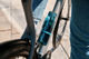 FIDLOCK TWIST Life Trinkflasche 700 ml mit Bike Base Haltesystem - transparent-blau | 700 ml