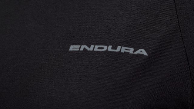 Endura Women's BaaBaa Blend L/S Base Layer Undershirt - black/M